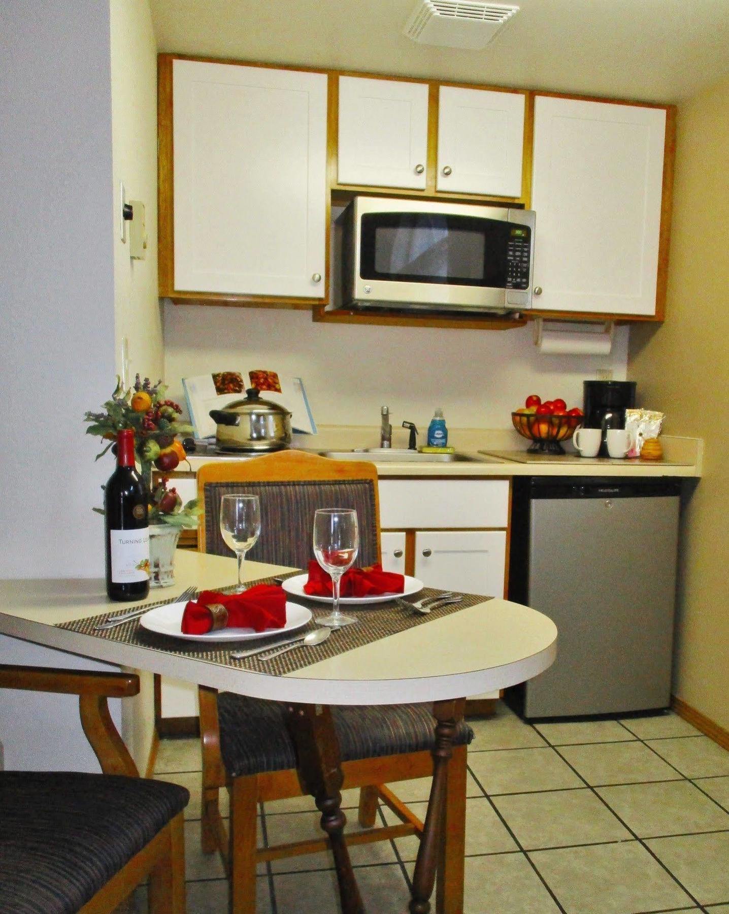 Turning Leaf Townhome Suites Fairwood Eksteriør bilde