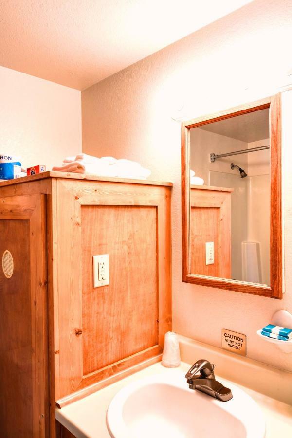 Turning Leaf Townhome Suites Fairwood Eksteriør bilde